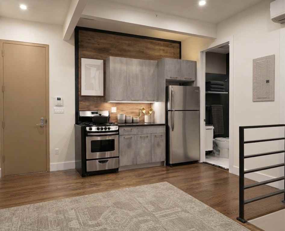 Fulton Street - Photo 3 of 19