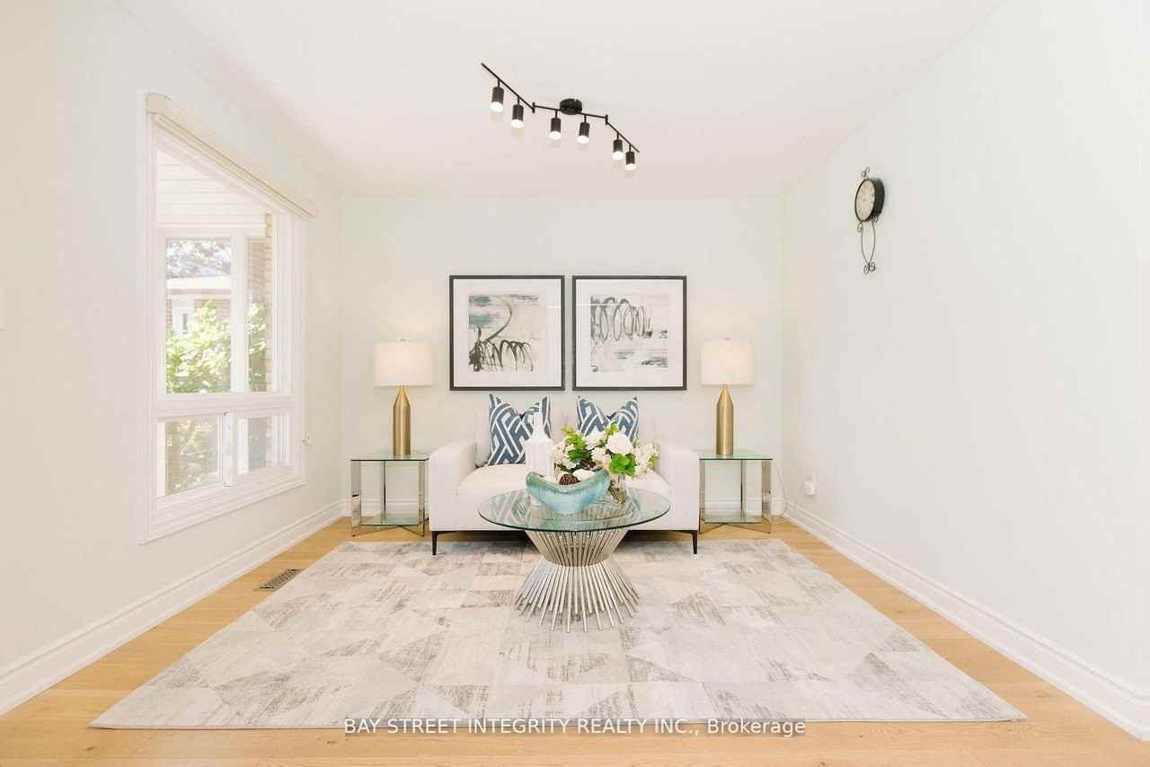 12 Charnwood Place - Photo 4 of 46