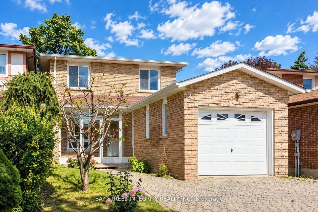 12 Charnwood Place - Photo 5 of 46