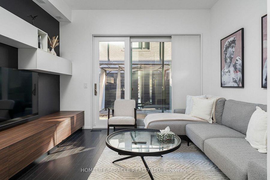 249 Claremont Street - Photo 5 of 39