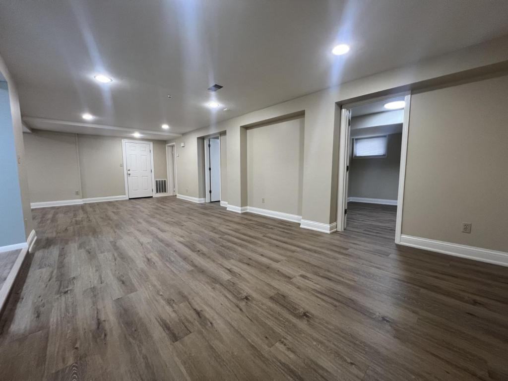 1320 Barret Ave - Photo 4 of 30