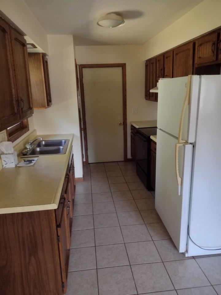 13064 41st Ave #13064 - Photo 6 of 10