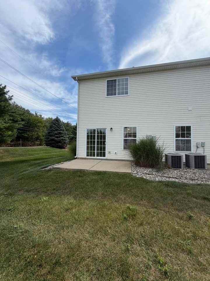 9770 Green Knoll Dr #1 - Photo 4 of 35