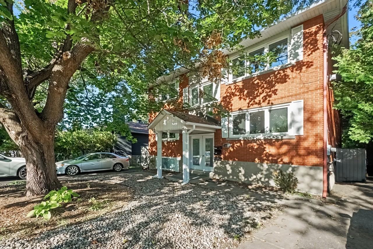 657 Golden Avenue #2 - Photo 2 of 10