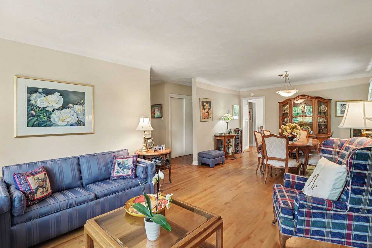657 Golden Avenue #2 - Photo 4 of 10