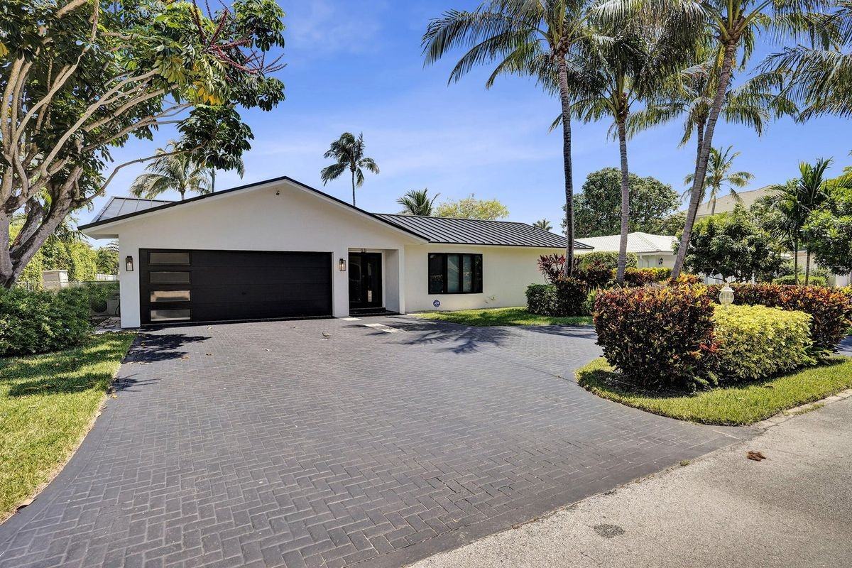 933 Banyan Dr - Photo 5 of 5