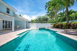 featured image of 1003 Seagate Dr