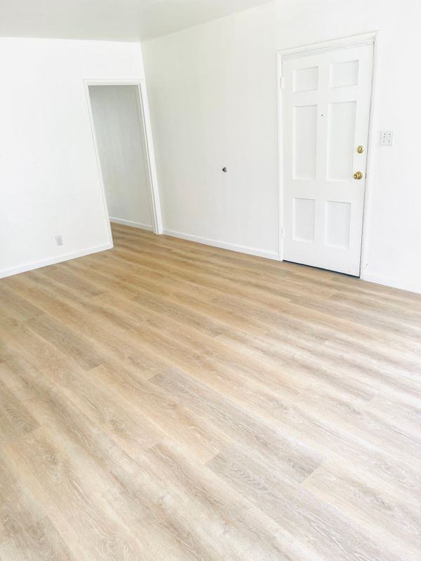 5754 Vineland Ave - Photo 6 of 26