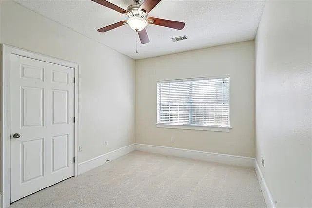 420 Choctaw Dr - Photo 5 of 15