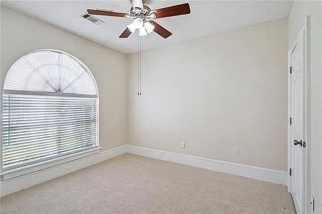 420 Choctaw Dr - Photo 7 of 15