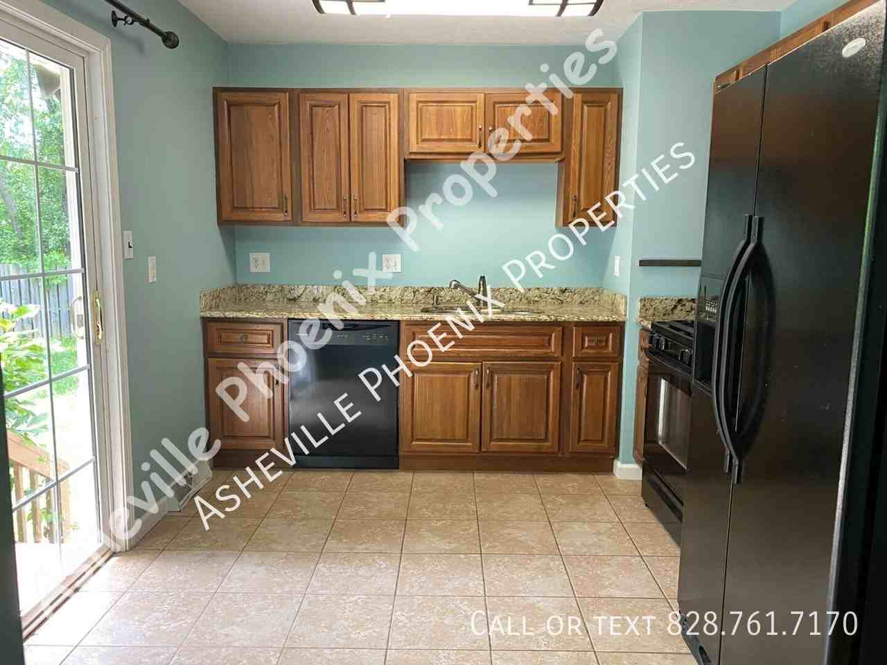 74 Robinson Ave - Photo 2 of 11