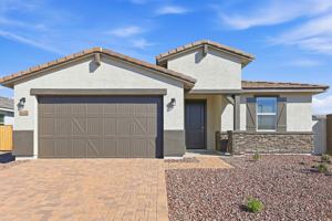 featured image of 24406 W Chambers St