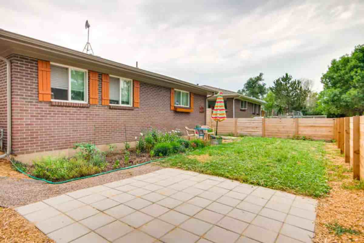 3246 N Milwaukee St - Photo 3 of 13