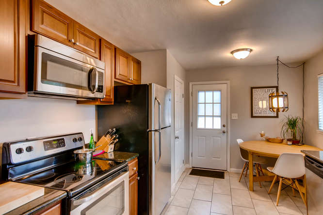 3246 N Milwaukee St - Photo 5 of 13