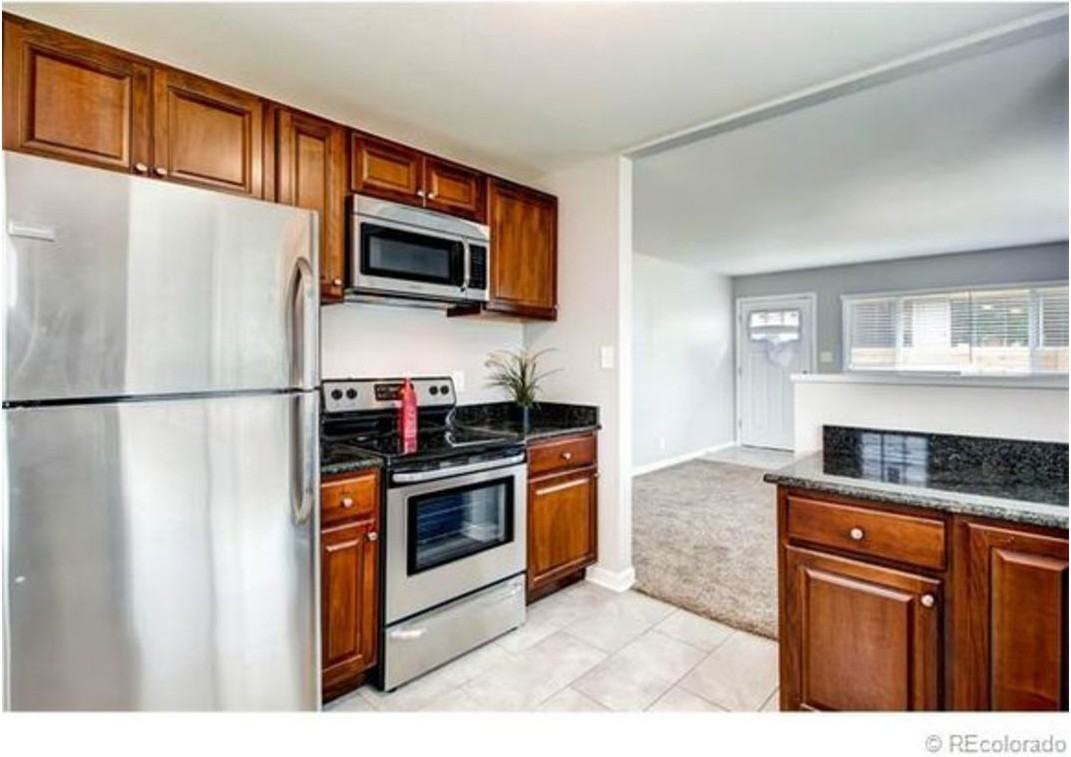 3246 N Milwaukee St - Photo 7 of 13
