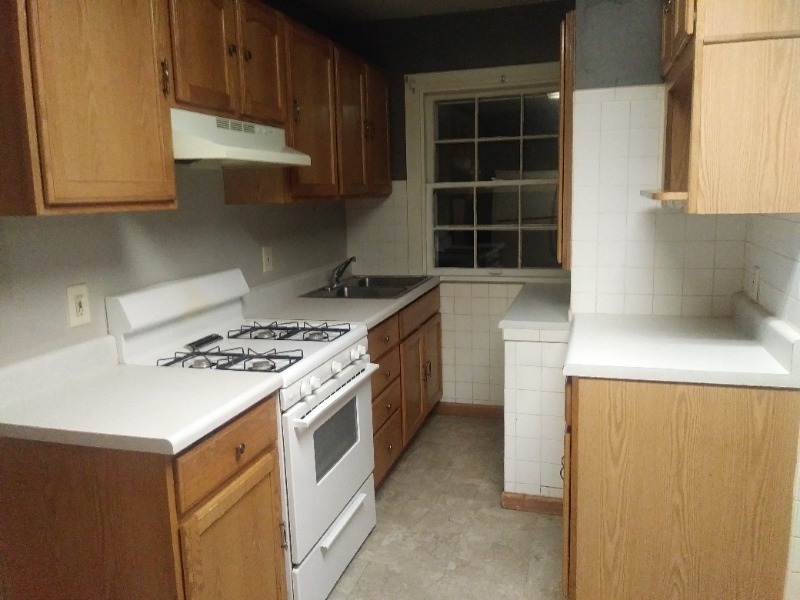 3408 Charlack Ave - Photo 3 of 7