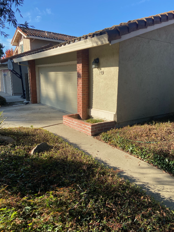 359 Rivertree Way - Photo 2 of 18
