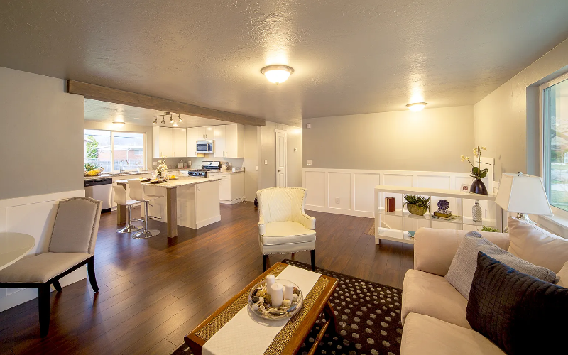 1436 W Fernwood Dr - Photo 2 of 6