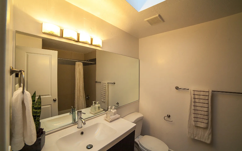 1436 W Fernwood Dr - Photo 4 of 6