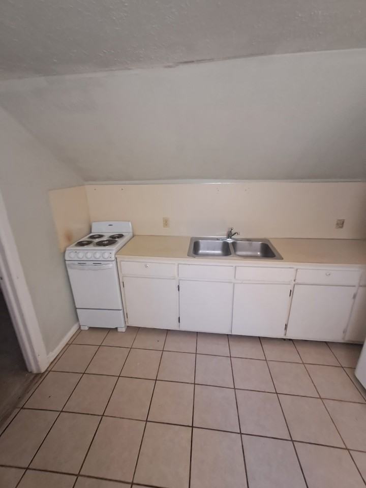 1509 Warm Springs Rd #B - Photo 7 of 13