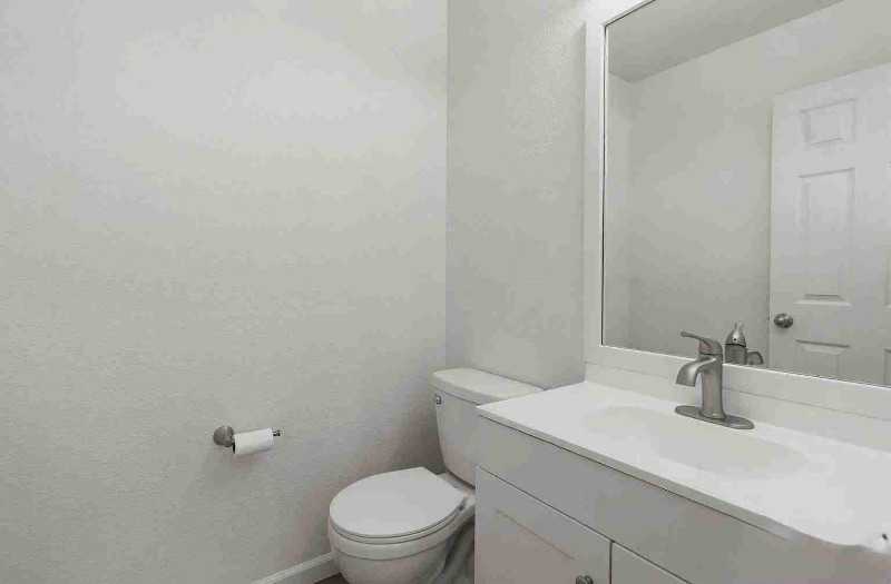 2261 E 128th Ave - Photo 5 of 19
