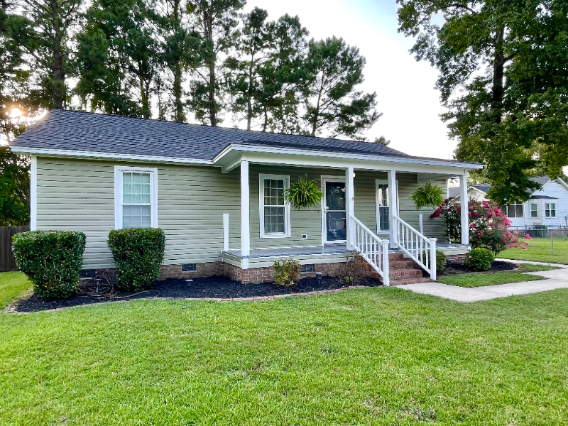 605 Thicket Pl - Photo 3 of 39