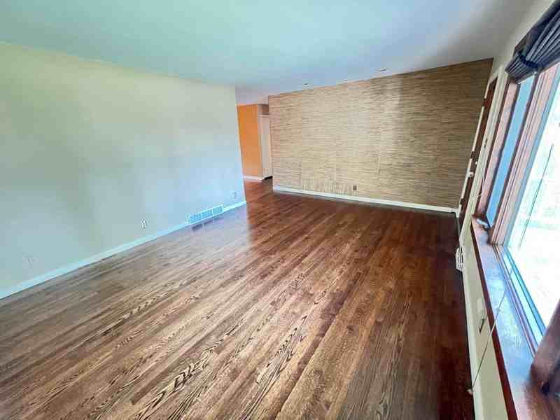 1485 S Fenton St - Photo 5 of 21