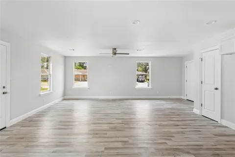 1653 Majestic Pl - Photo 7 of 14