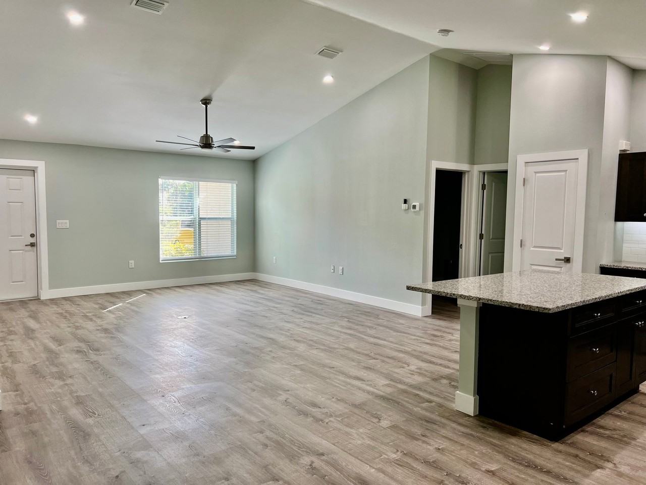 2404 Stagnaro Rd - Photo 5 of 14