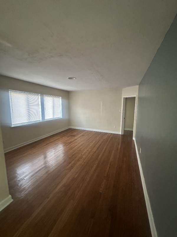 4219 Chamberlayne Ave #2 - Photo 3 of 10