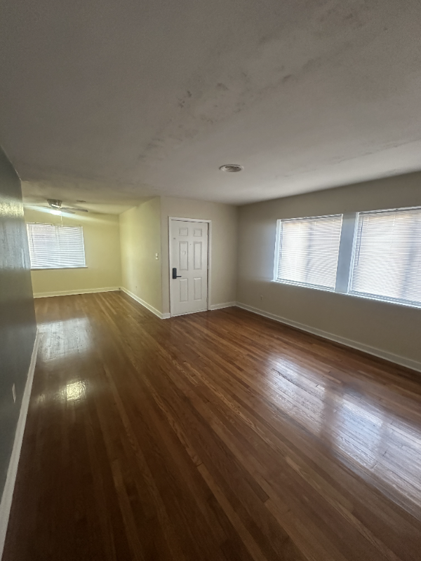 4219 Chamberlayne Ave #2 - Photo 4 of 10