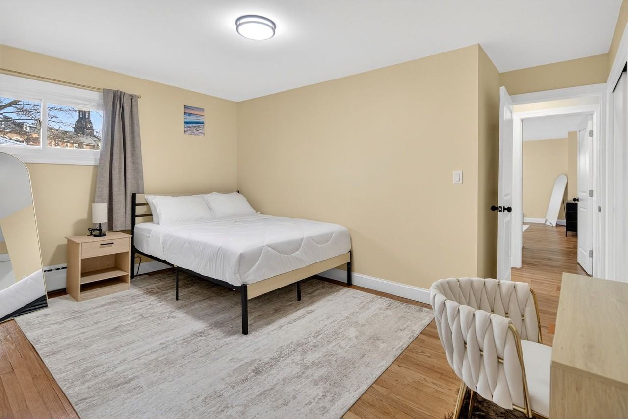 44 Fullerton St - Photo 6 of 6