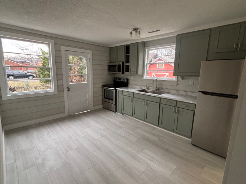 35 Whitsett Rd - Photo 4 of 15