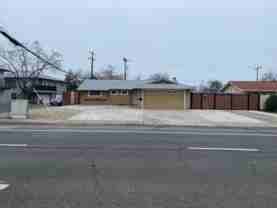 5811 Hillsdale Blvd - Photo 1 of 1