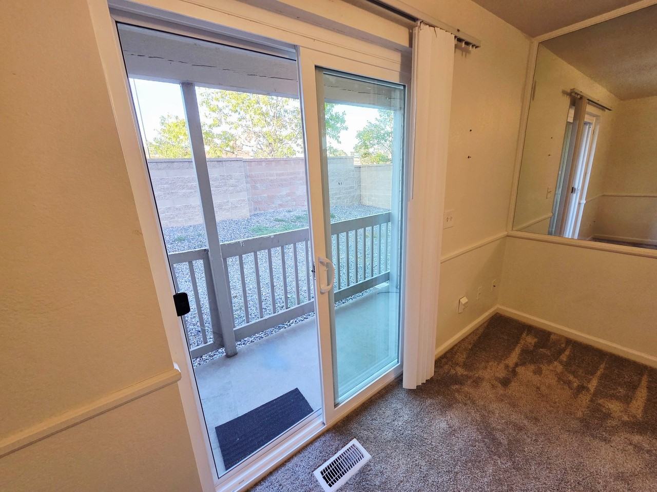 165 S Sable Blvd #R20 - Photo 7 of 12