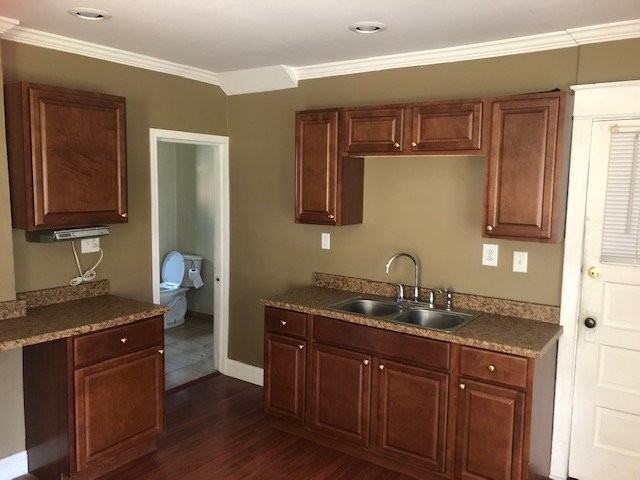 3301 Brandes St - Photo 7 of 11