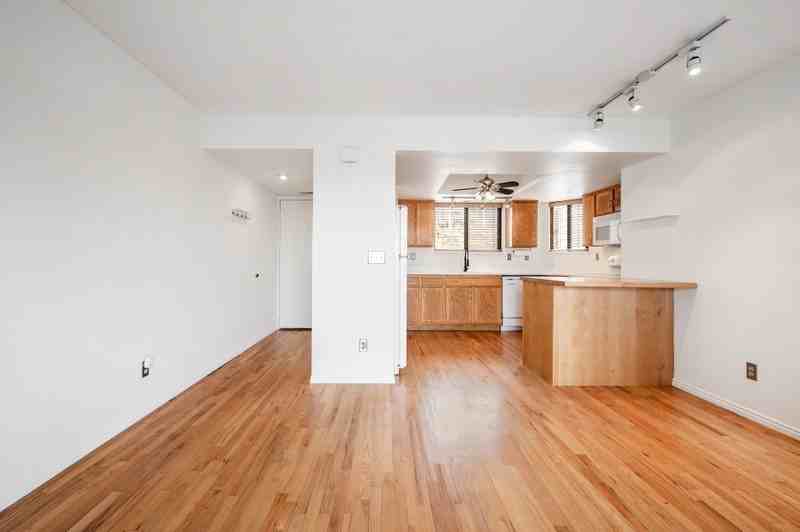 480 N Wall St #C203 - Photo 2 of 17