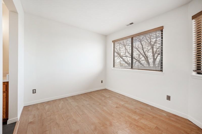 480 N Wall St #C203 - Photo 5 of 17