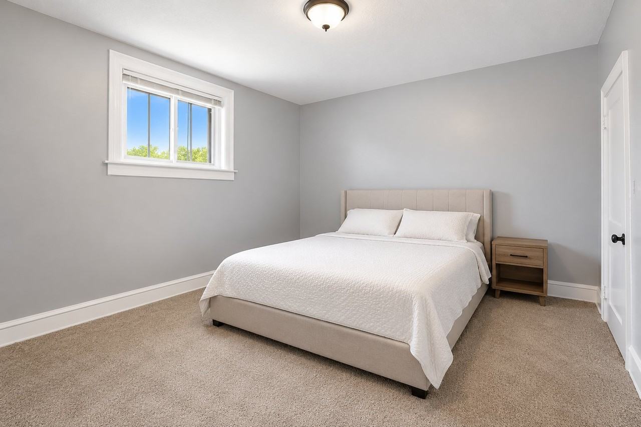 1806 W Champlost St - Photo 2 of 5