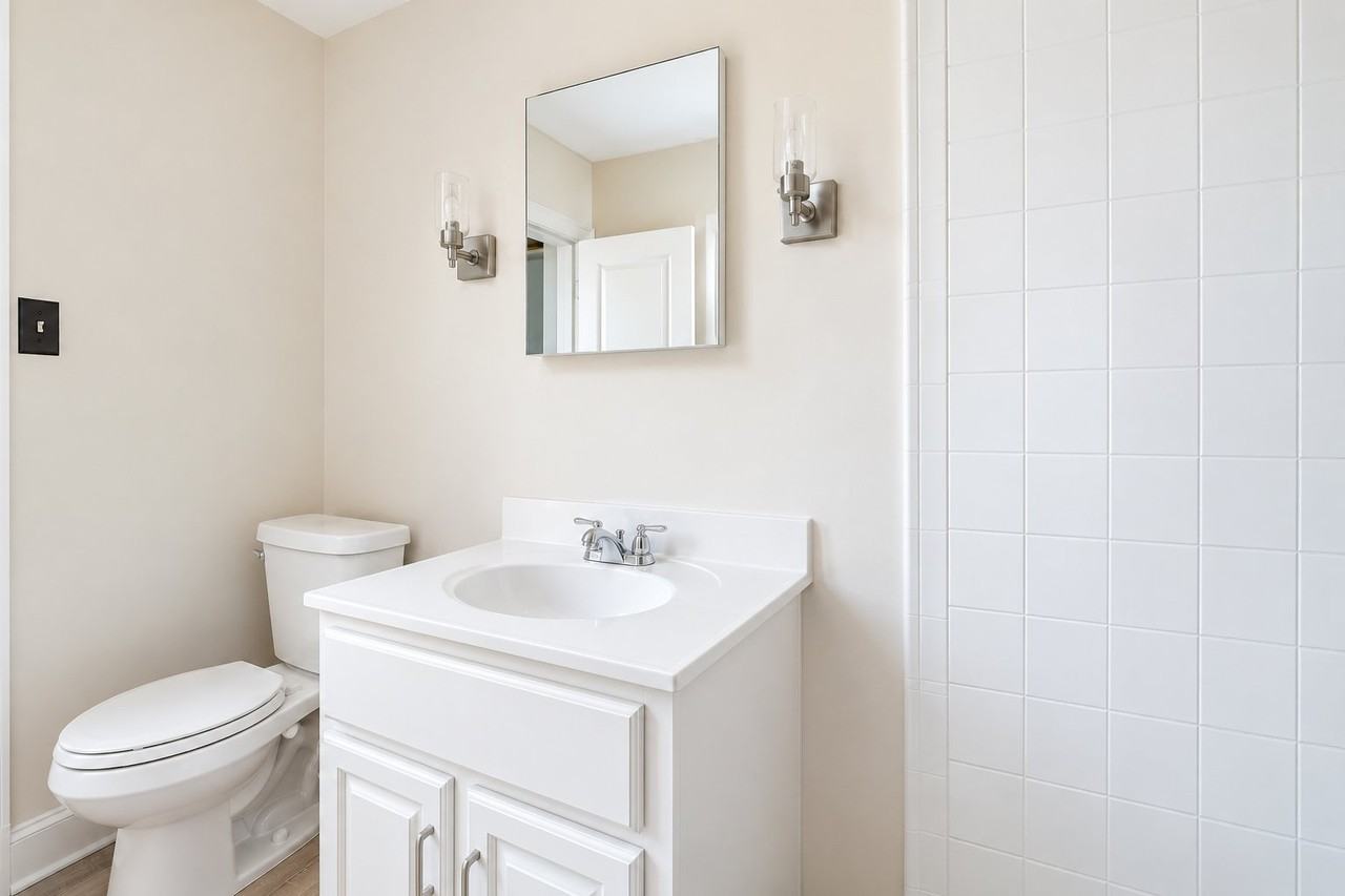 1806 W Champlost St - Photo 5 of 5