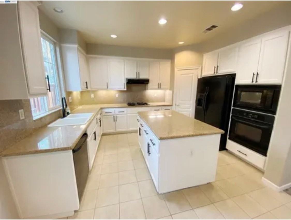 625 Kirkstone Ct - Photo 2 of 19