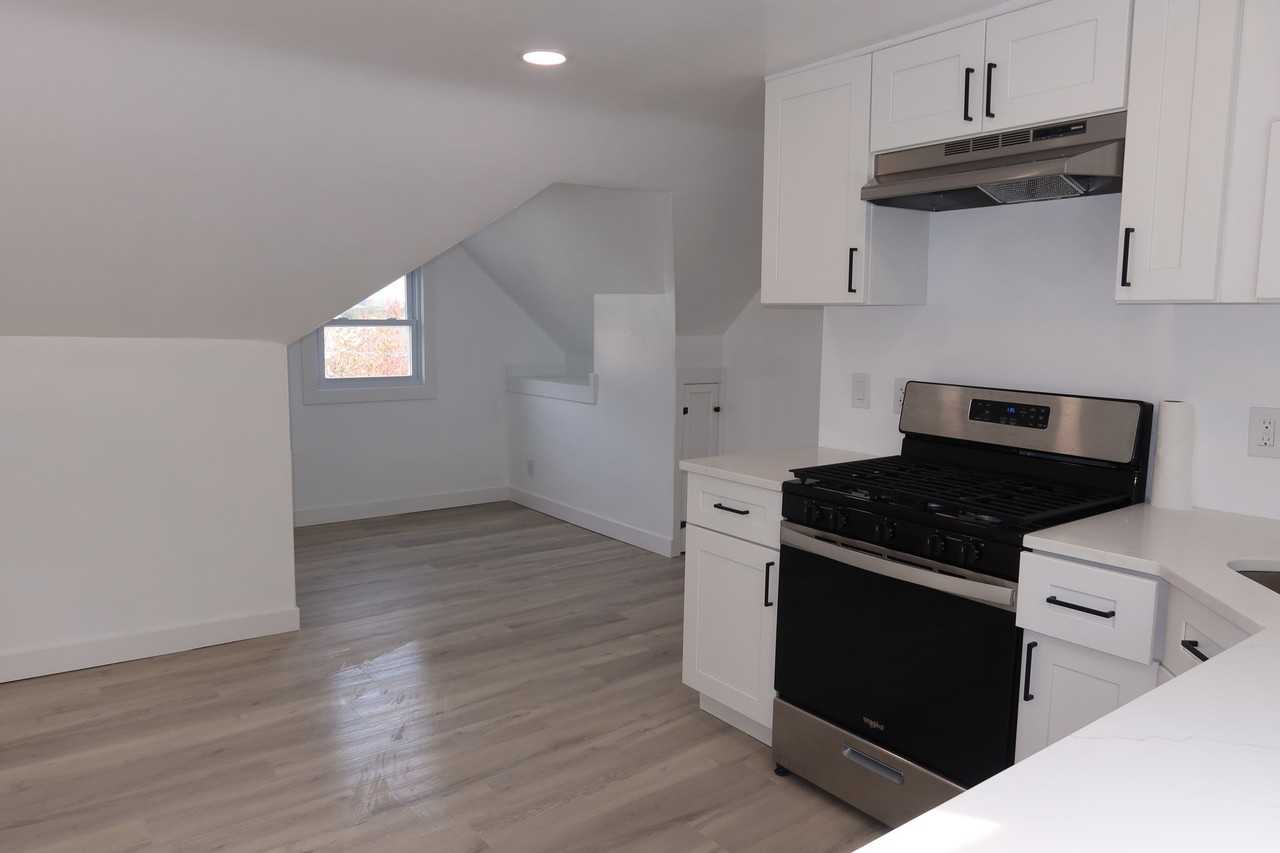 5 Marion Ave #2 - Photo 6 of 18