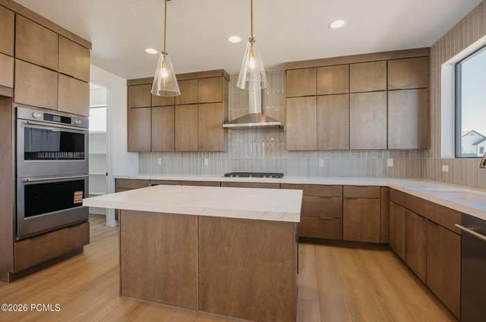 944 S Cloverfield Ct - Photo 4 of 16