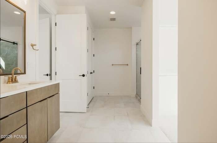 944 S Cloverfield Ct - Photo 7 of 16