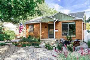 featured image of 1022 W Eclipse Way