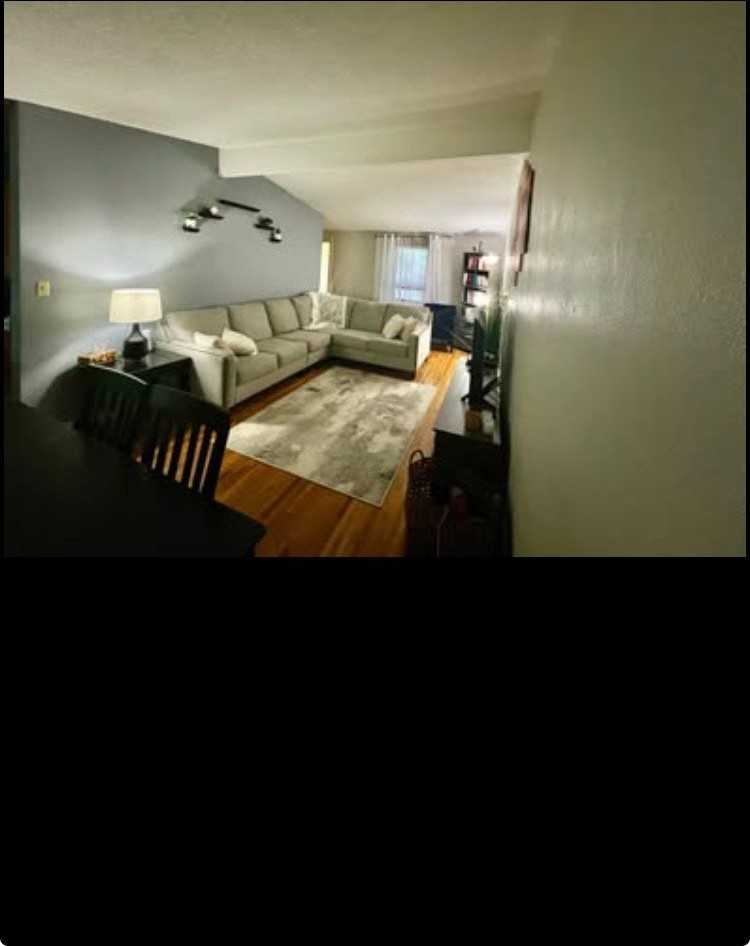 1964 Nokomis Ave - Photo 2 of 10