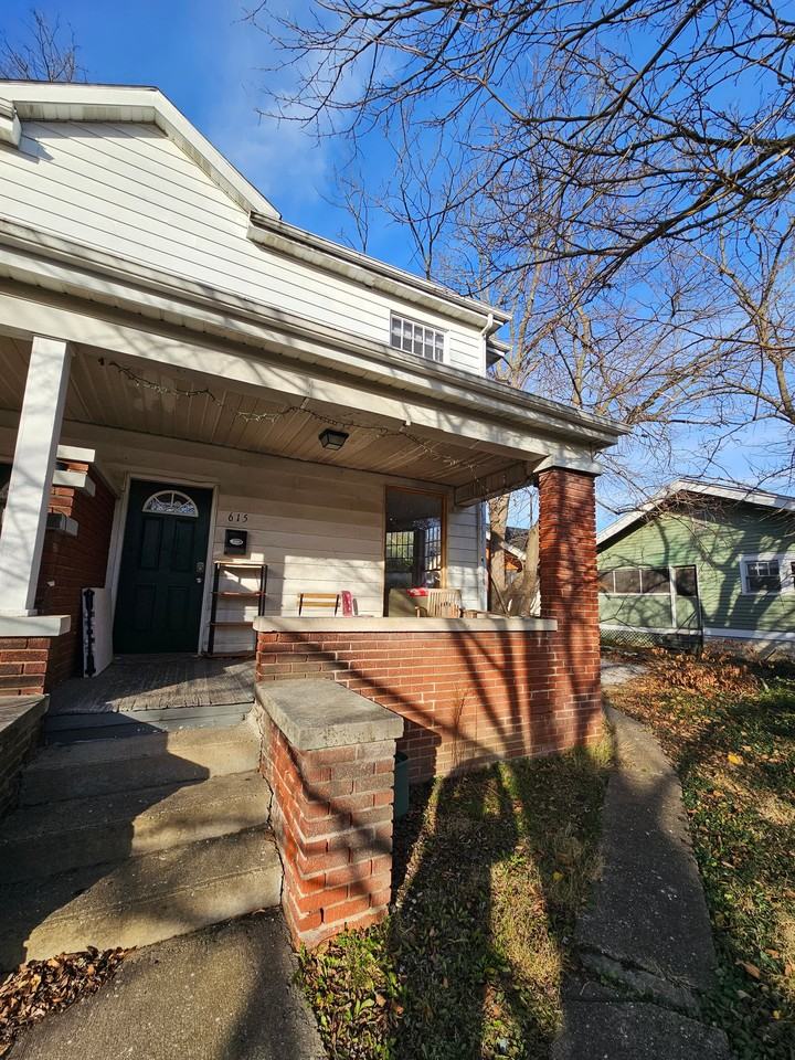 615 E 2nd St - Photo 2 of 12