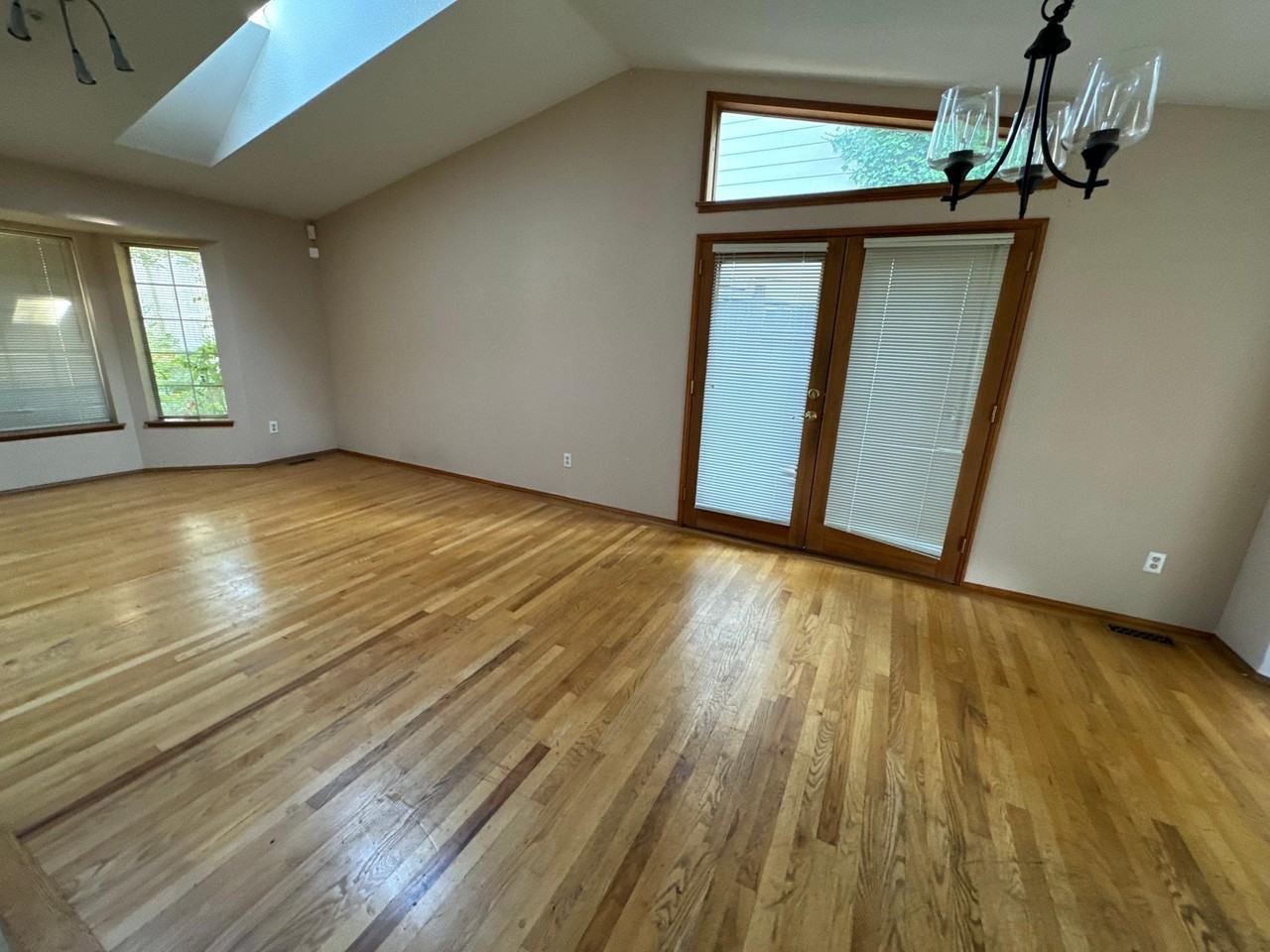 26137 220th Pl Se - Photo 2 of 8