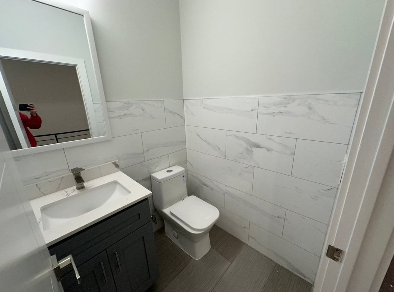 1221 N 15th St #1 - Photo 4 of 14