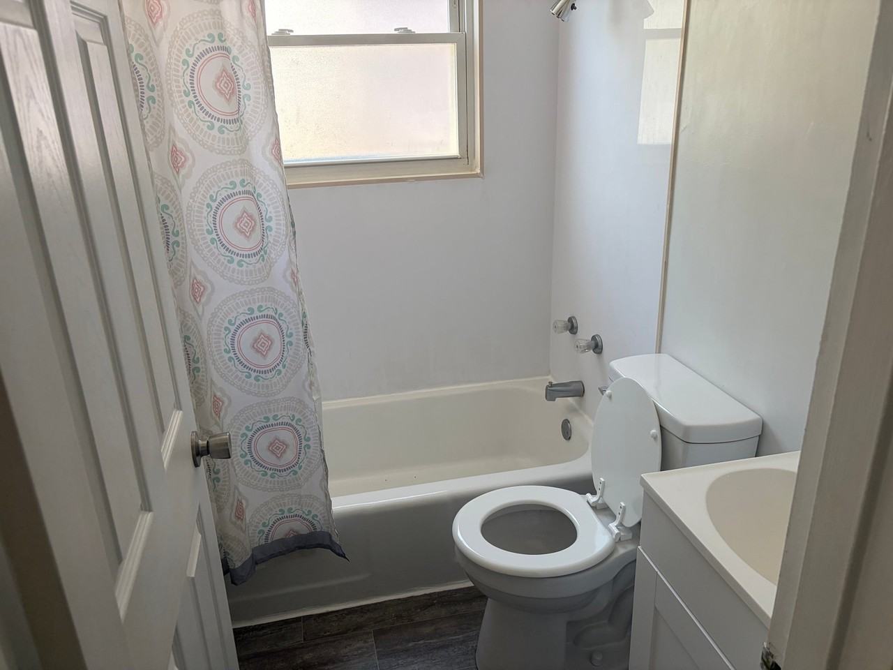 420 E Siebenthaler Ave #2 - Photo 7 of 8